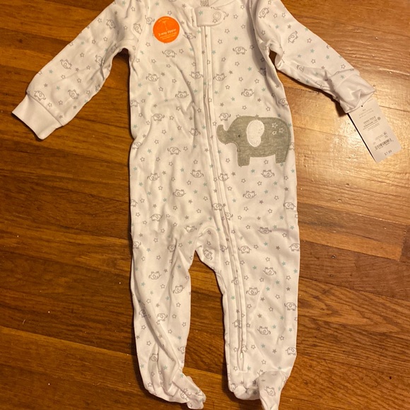 Just One You by Carter’s zip up sleeper - Picture 1 of 1